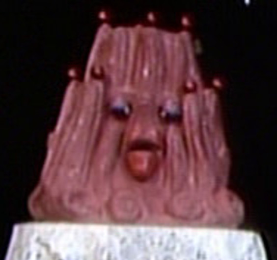 button moon queenie jelly