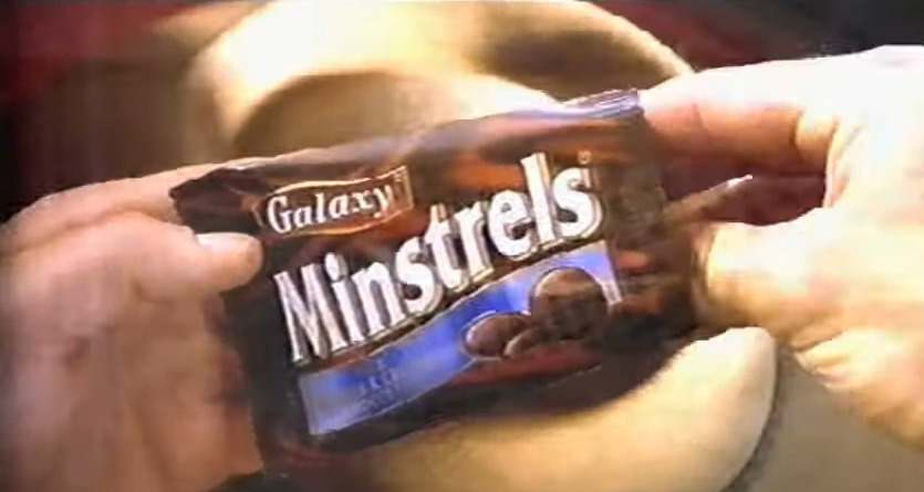 TV Advertisement for Galaxy Minstrels Channel 4 1997 0 7 screenshot