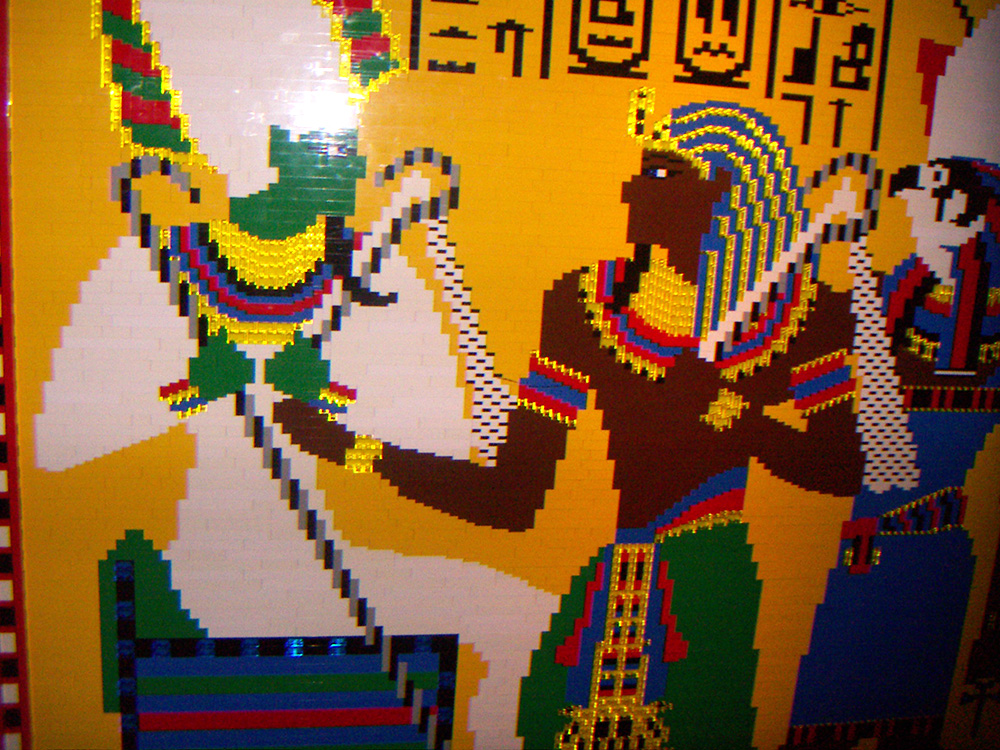 Legoland Windsor 2005 egptian cave wall