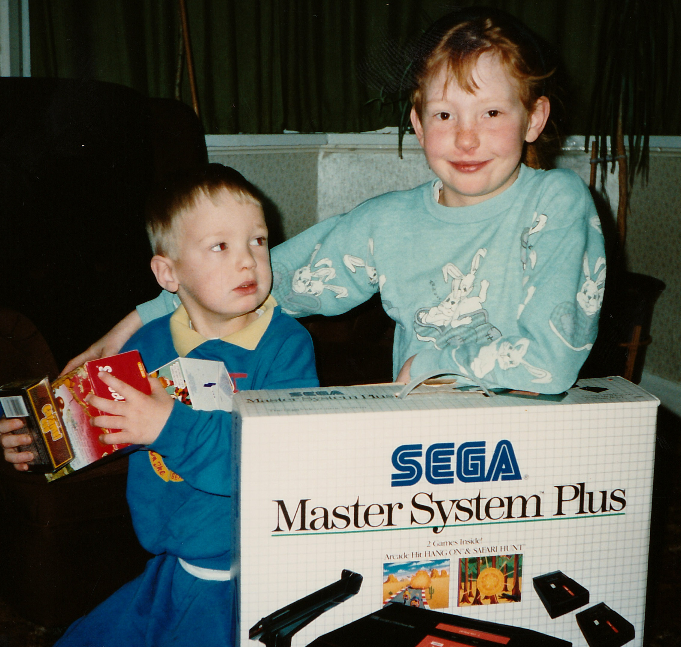 1991 03 31 Paul and Corryn with easter eggs and sega master system plus